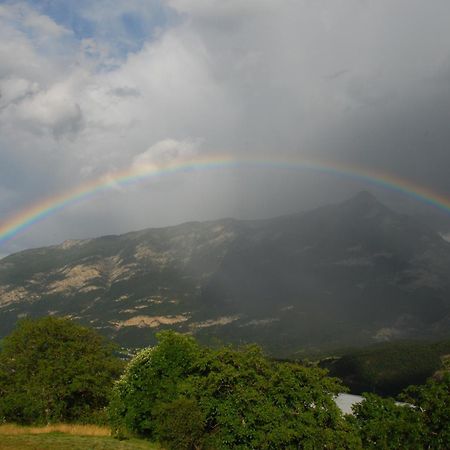 לינה וארוחת בוקר Chateauroux-les-Alpes La Ferme De Beaute מראה חיצוני תמונה